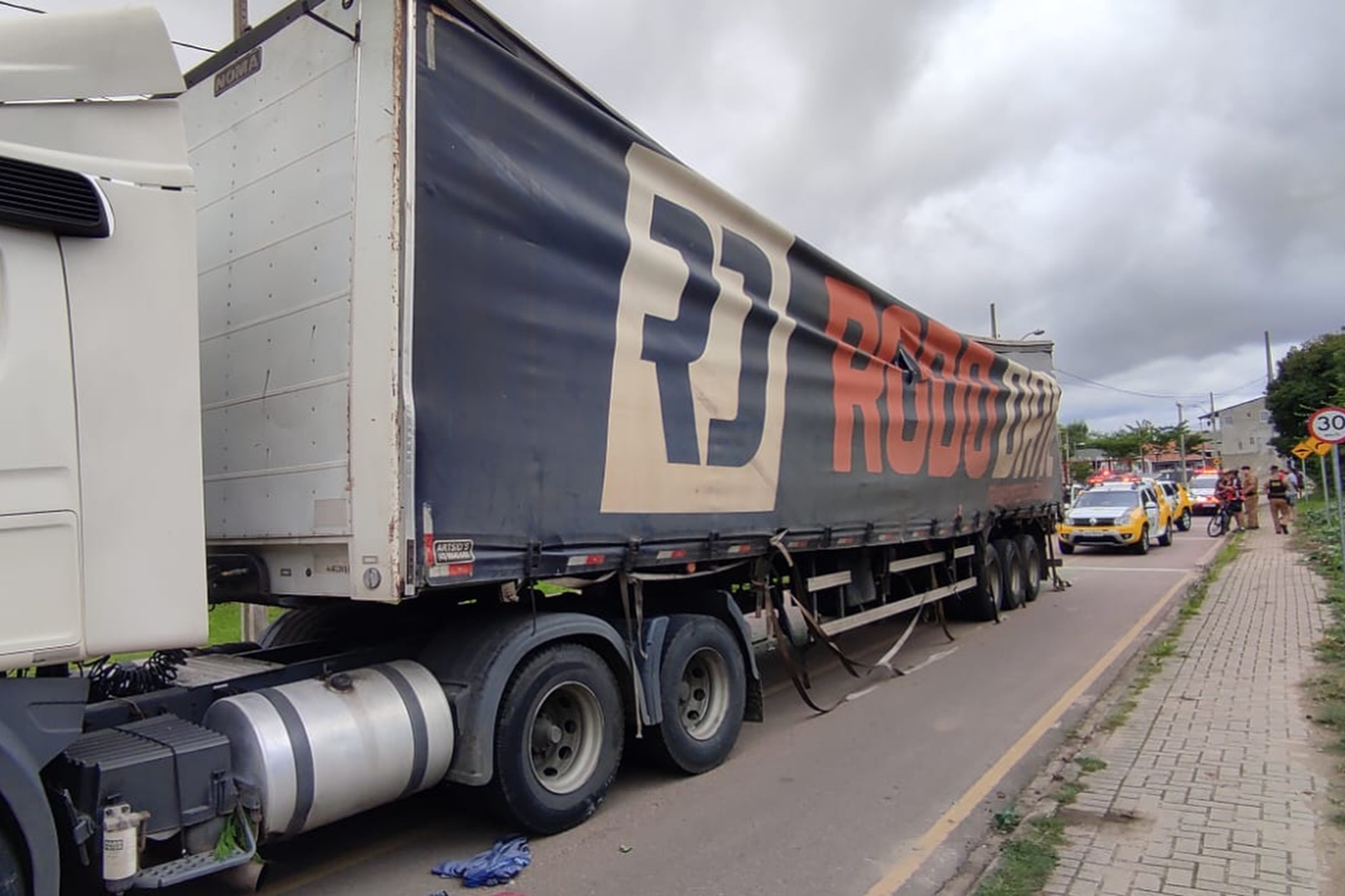 PRF não comunicou outras polícias sobre caminhoneiro descontrolado