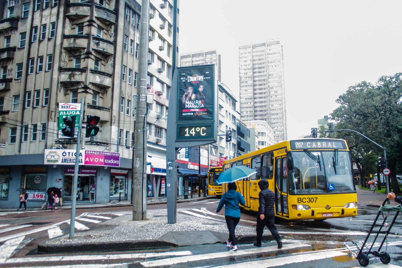 Entidades lançam campanha do agasalho digital em Curitiba