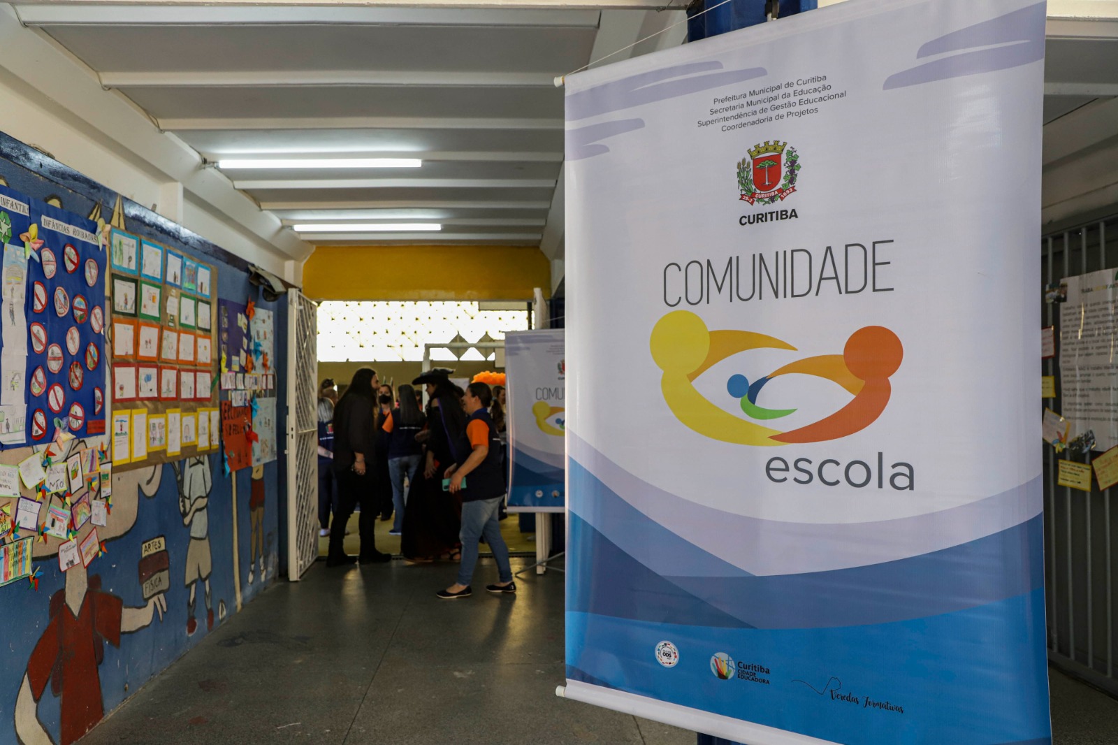 Escolas municipais reabrem aos sábados para a comunidade