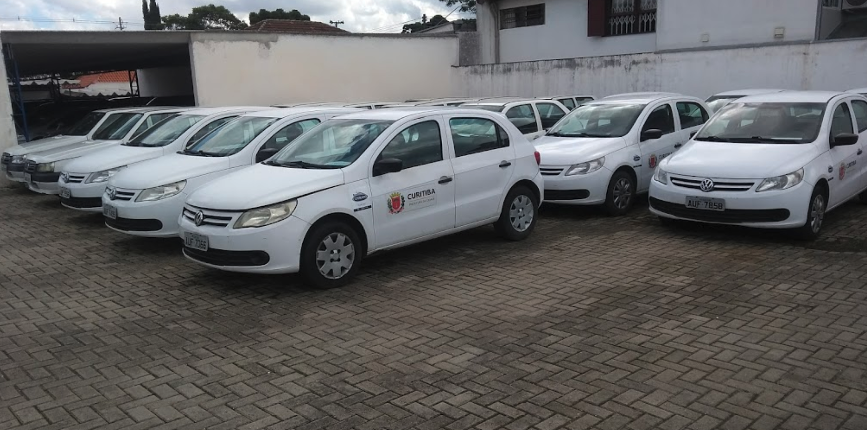 Venda de lotes na Câmara: empresa ocupa dois imóveis públicos e área de proteção ambiental
