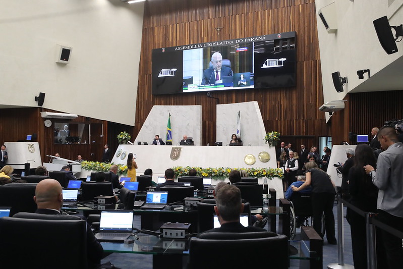 Assembleia tem quase um terço de renovação, mas Traiano continua presidente