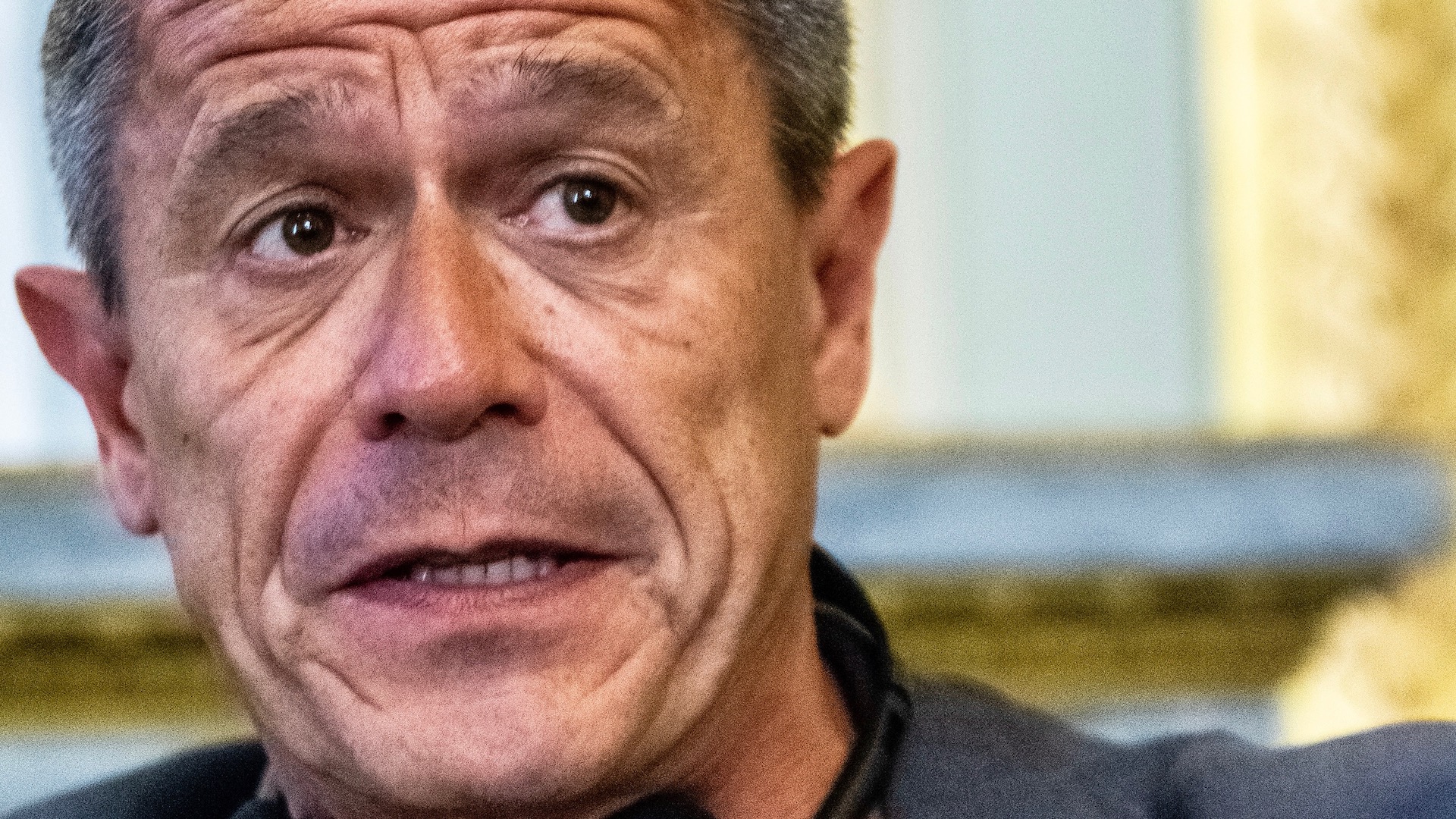 Carrère escreve sobre si mesmo com sinceridade no livro "Ioga"