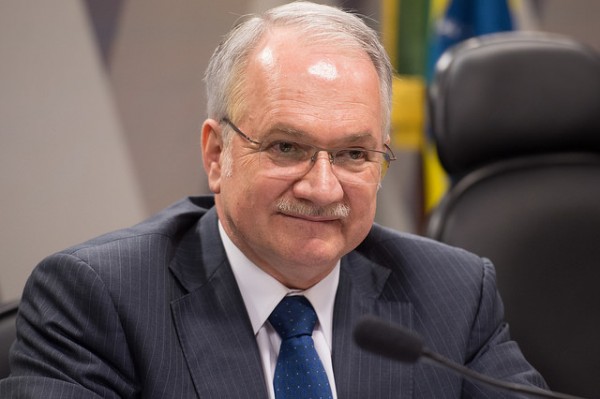 Crime de desacato é fruto do autoritarismo e tem uso seletivo no Brasil, dizem juristas