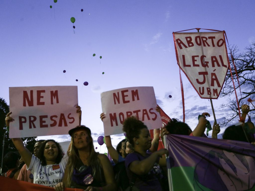 Vereador de Ponta Grossa que foi investigado por assédio sexual propõe projetos antiaborto