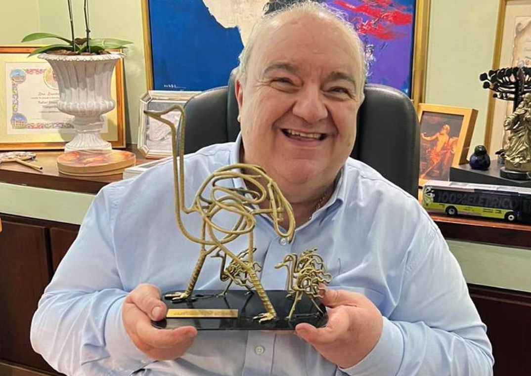 Greca investe no tom #blogueirinha no Insta e esquece a maior parte da cidade