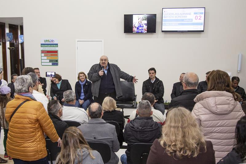 Greca faz festa e esconde atraso na UPA Fazendinha