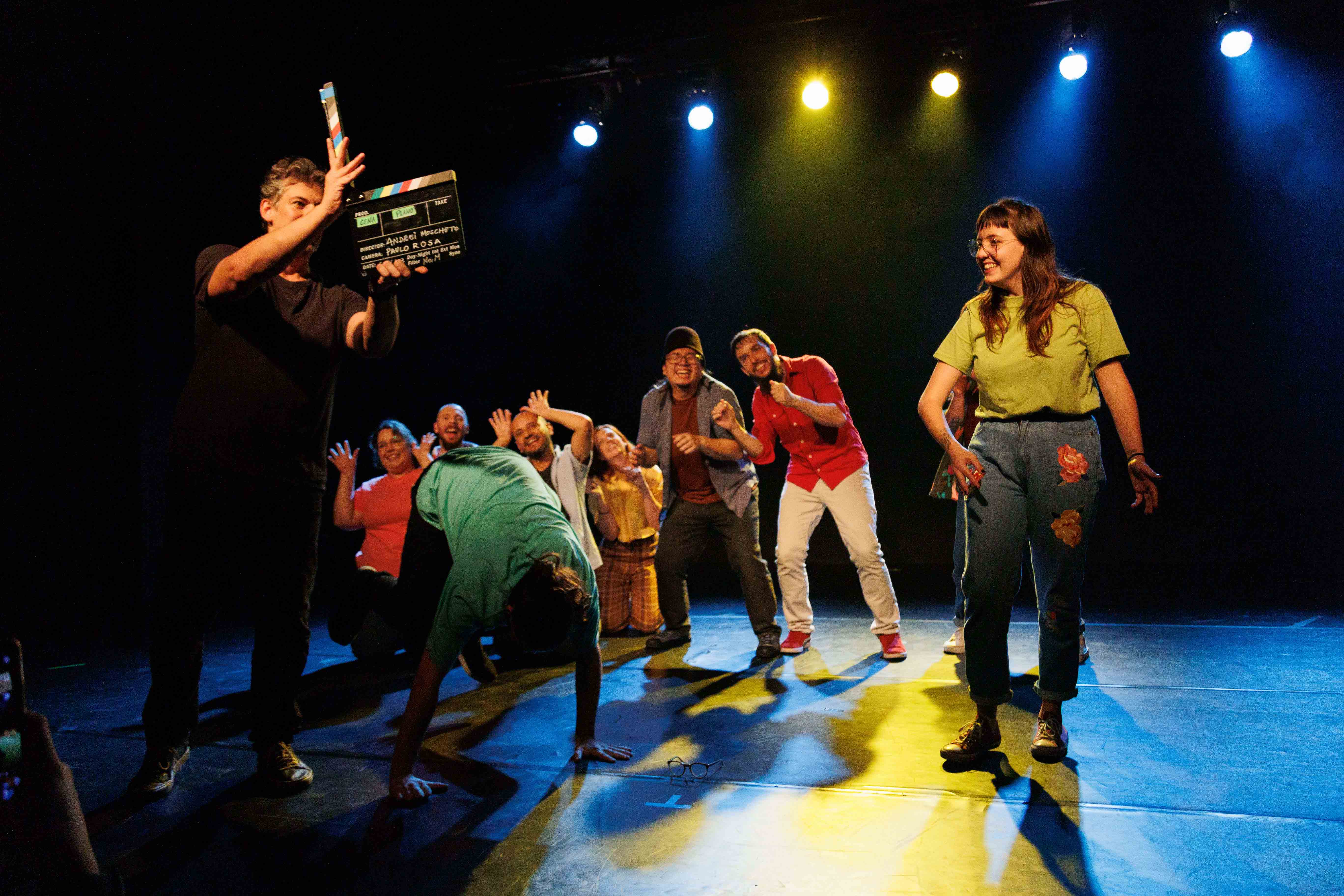 No espetáculo "Improflix",  inteiro de improvisação, quem manda é o público