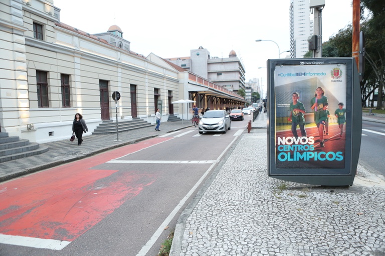 Curitiba renovou contrato da Clear Channel por mais dez anos