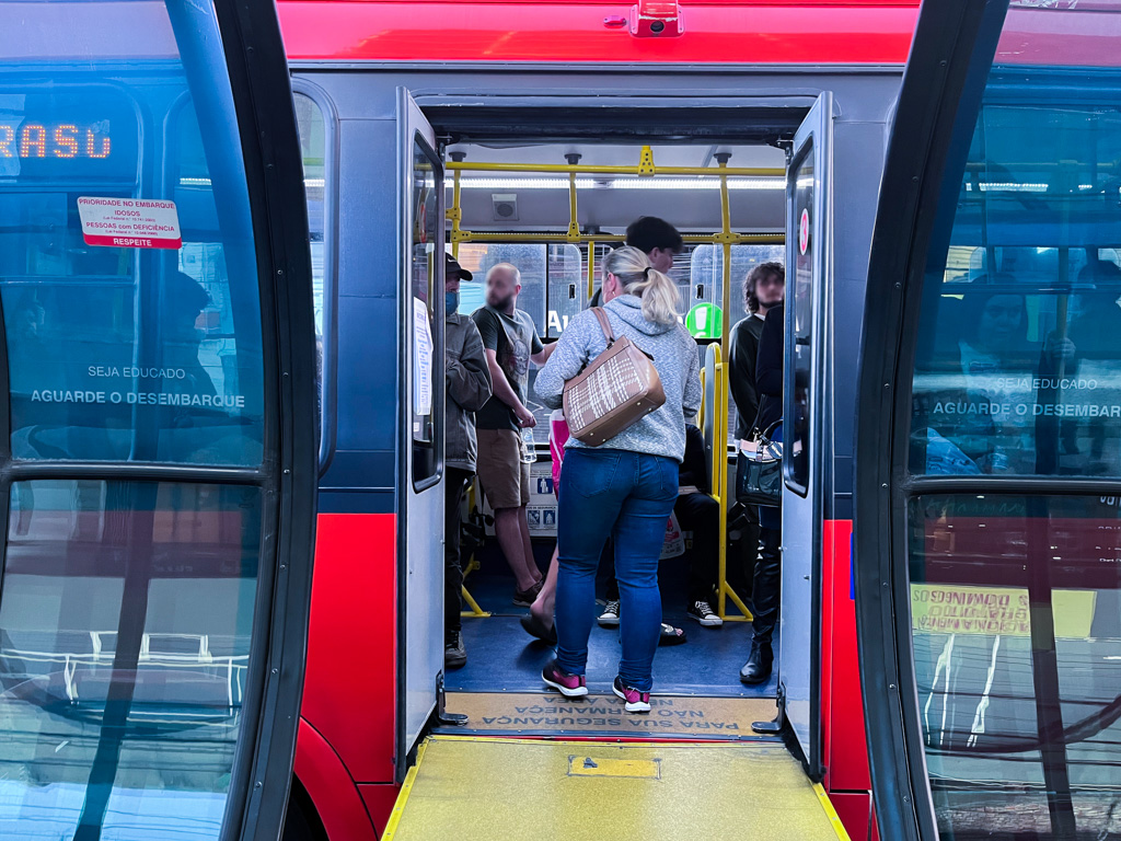 Transporte: integração fora dos terminais de ônibus tramita na Câmara de Curitiba