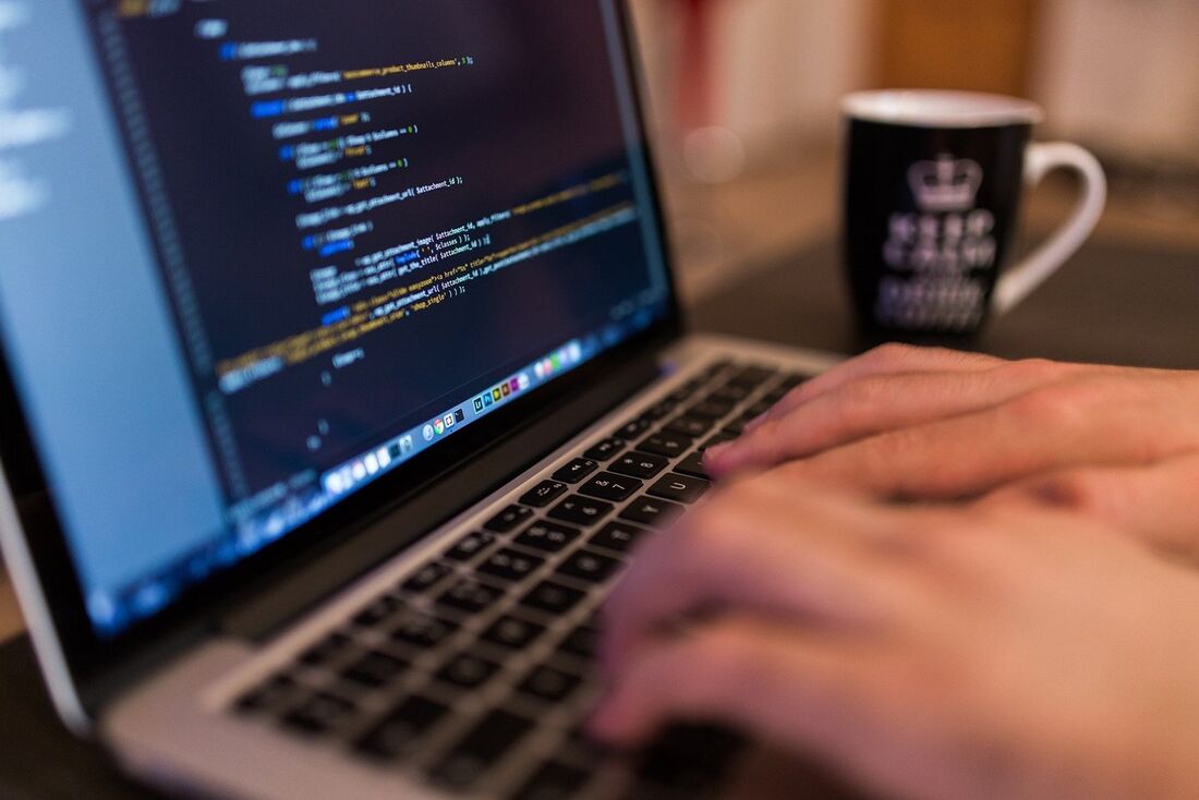 Curso de programação do Ebanx dá bolsas para 50 pessoas