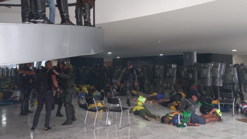 Após terrorismo, Lula se reúne com governadores; Ratinho não está confirmado